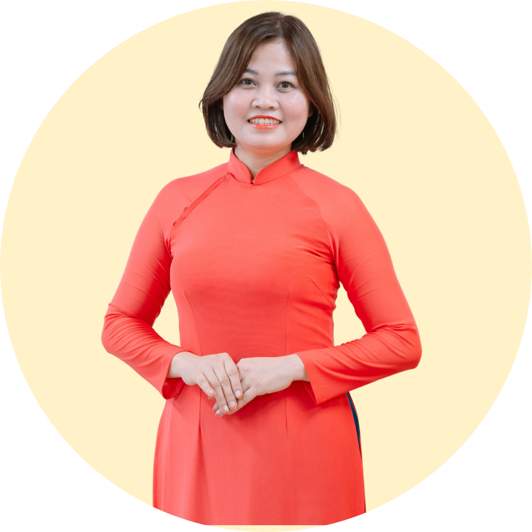 Cô Hoàng Thơm